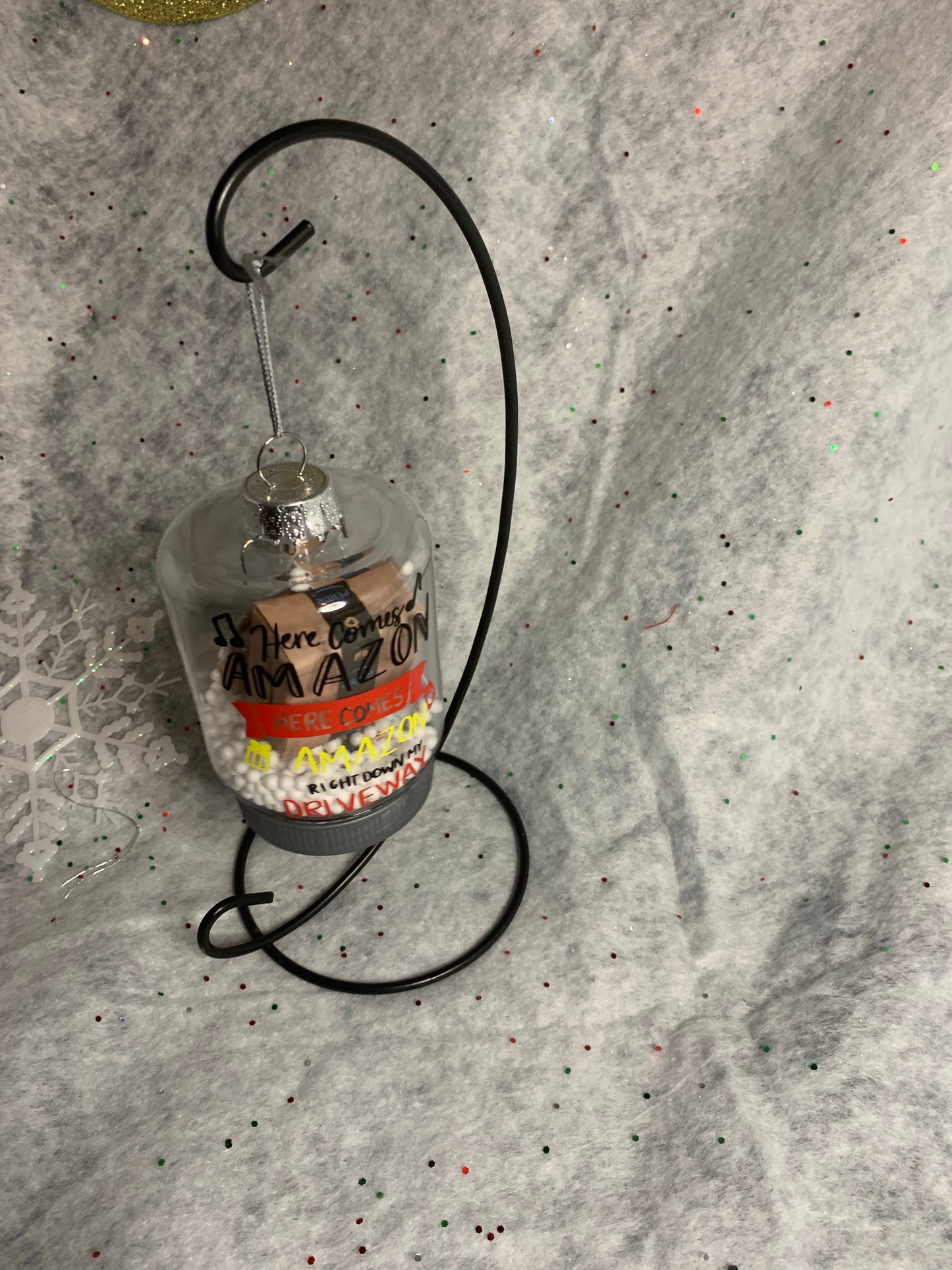 Here comes Amazon Ornaments